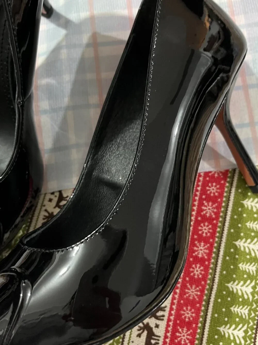 Alaïa Le Cœur Black Patent Leather Pointed-Toe High Heels